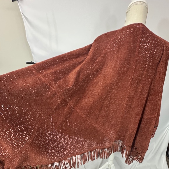 Suzanne Sommers Suede Leather Fringe Poncho - Picture 11 of 12